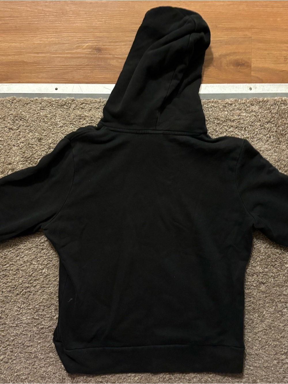 The North Face Women's Lg Black Hoodie with Pink Logo Pink Drawstring Like New - Picture 8 of 8